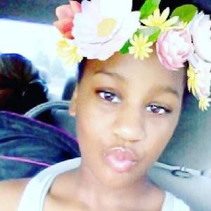 Meet your Posher, Honee